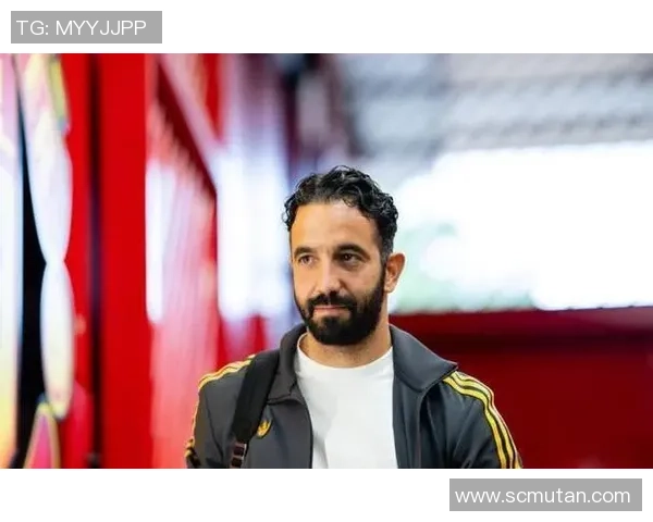 定位球的“秘密武器”：阿莫林盛赞外教，战术革新引爆绿茵新潮流